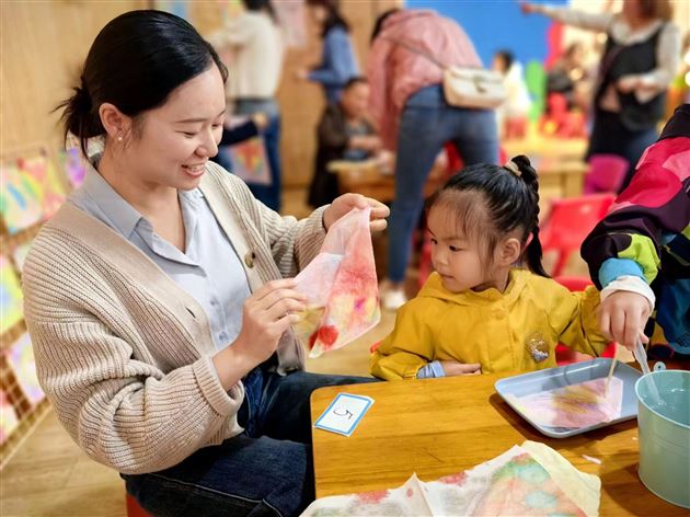 闻花香 听细雨 看成长——棠湖仁智幼儿园中班主题活动汇报暨家长开放日活动 