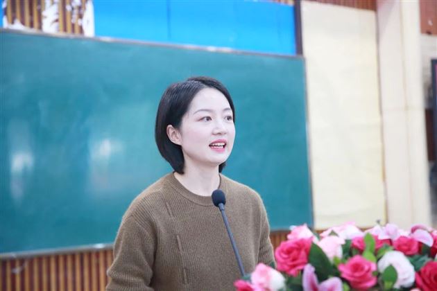 宾朋齐聚一堂 共庆二十华诞