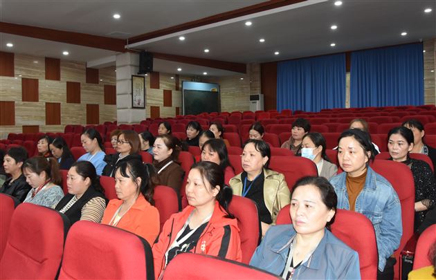 宿舍安全 预防先行——棠外初中部开展生活老师宿舍安全专题培训会