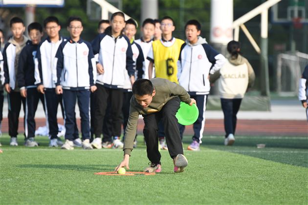 棠外初中成功举办第十届冬季师生集体趣味运动会