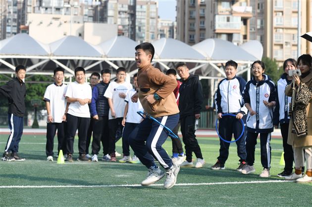 棠外初中成功举办第十届冬季师生集体趣味运动会