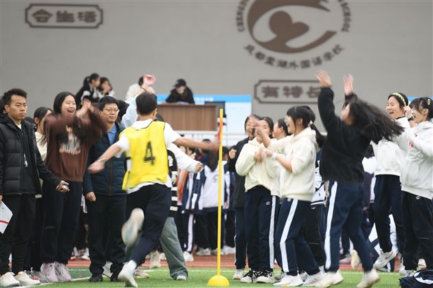 棠外初中成功举办第十届冬季师生集体趣味运动会