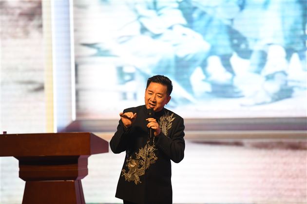 艺术大师进校园 附小学子笑开颜