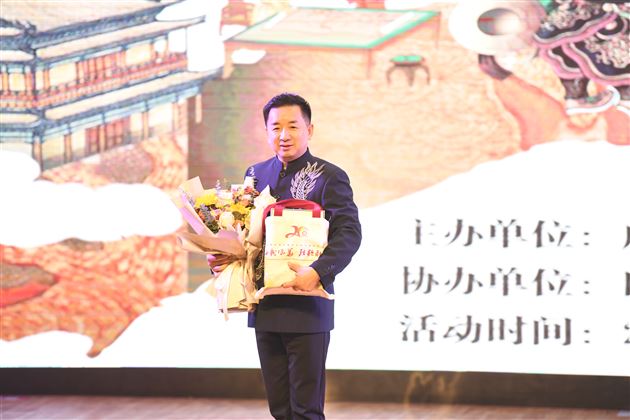 艺术大师进校园 附小学子笑开颜