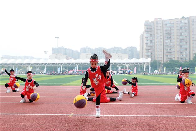 一起“趣”运动——2023年棠湖仁智幼儿园冬季亲子运动会