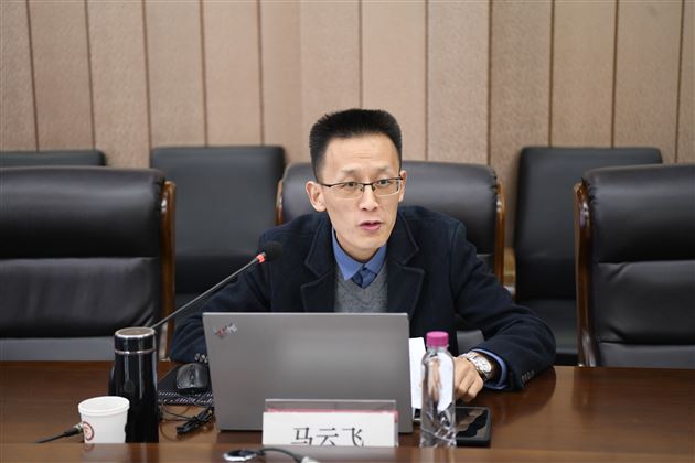 专家领航研真知 家校协力促共育——我校两项省级课题开题论证会简报