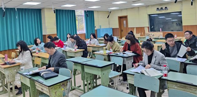 棠外柯亚莉历史名师工作坊与双流匡世国工作室开展联合教研活动