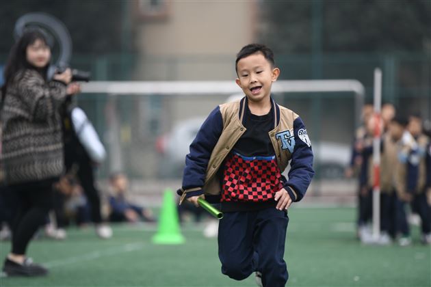 棠外附小隆重举行2023年冬季集体项目趣味运动会 