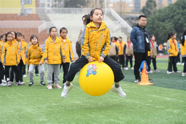 棠外附小隆重举行2023年冬季集体项目趣味运动会