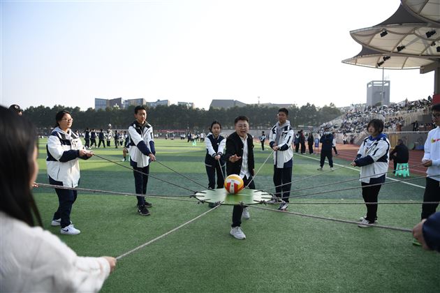 棠外高中开展第十届冬季趣味集体项目运动会