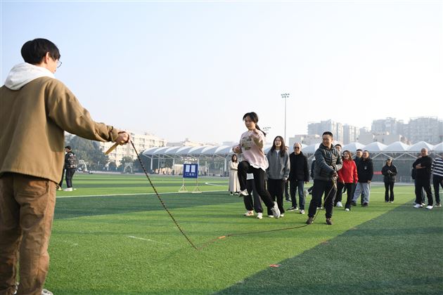 棠外高中开展第十届冬季趣味集体项目运动会