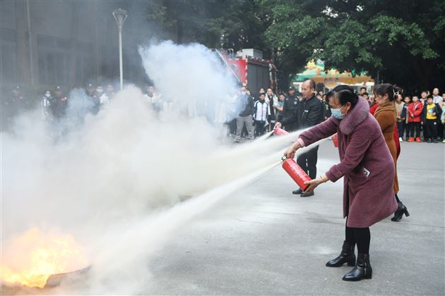 强化消防安全 共建平安校园
