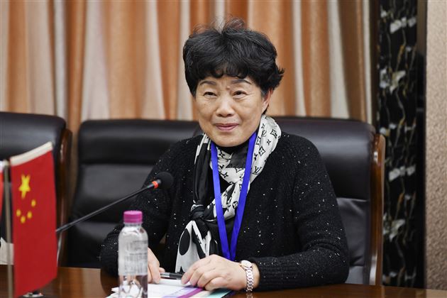 成都市艺术教育特色学校复核汇报会在棠外开展