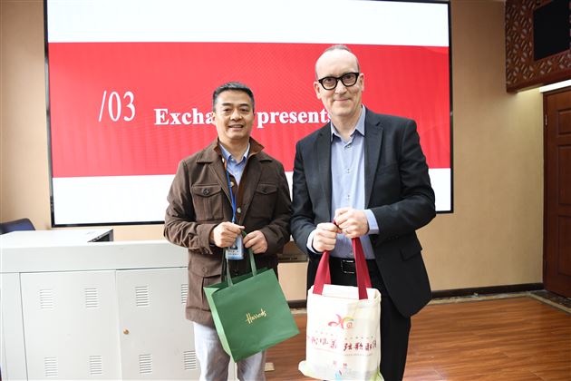 合议学校发展之法 共建国际教育之路——英国雷丁大学代表再访棠外