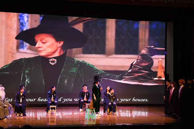 “英”你而动 “语”出精彩——记棠外高2022级外语话剧展演