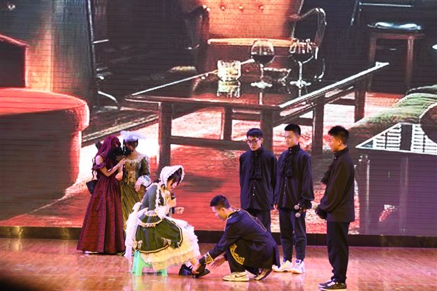 “英”你而动 “语”出精彩——记棠外高2022级外语话剧展演