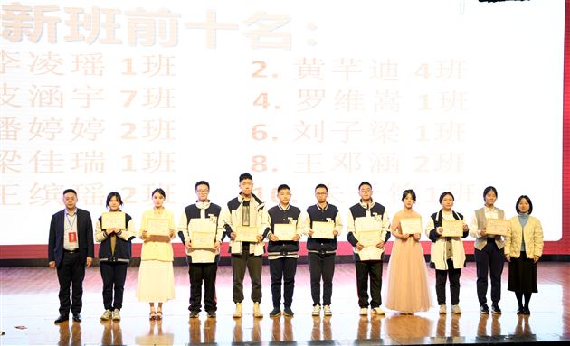 “英”你而动 “语”出精彩——记棠外高2022级外语话剧展演