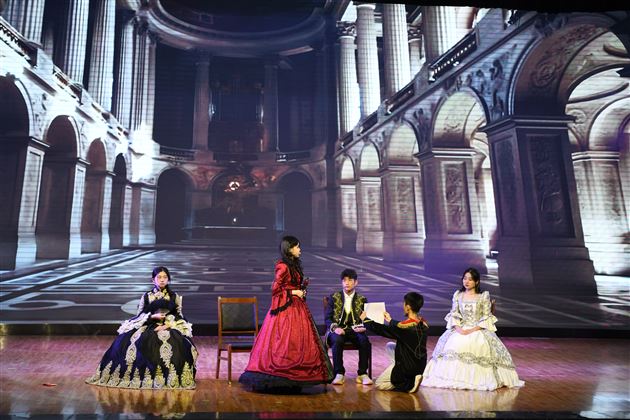 “英”你而动 “语”出精彩——记棠外高2022级外语话剧展演 