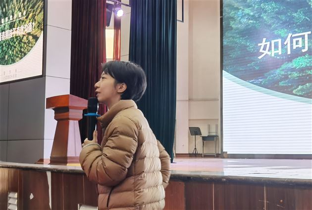 走进青春期  成就阳光心理——记棠外附小五六年级家长学校活动