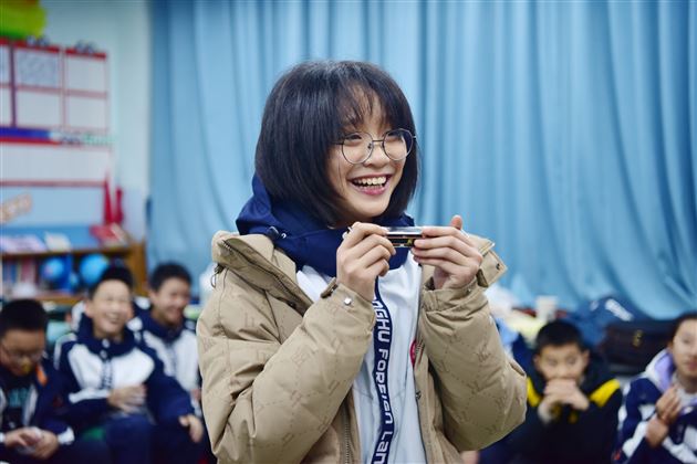 喜迎元旦佳节 共赴青春未来——记棠外初2023级班级元旦晚会