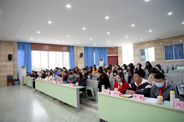 心系红领巾 做好引路人双流区“一月一校、一校一学”少先队教研活动棠外附小专场 