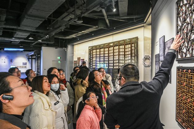 了解川大历史 共创公益事业——棠外小学第一党支部开展主题党日活动