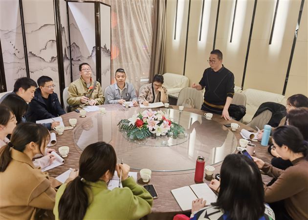 走进红旗渠  开阔教育视野——棠外高中教师到林州一中开展学习实践活动