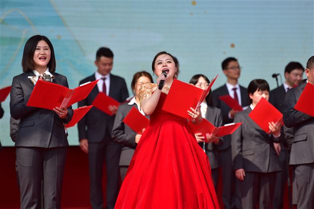 春山在望，同行追光——记棠外高2024届高三成人仪式暨高考誓师大会 