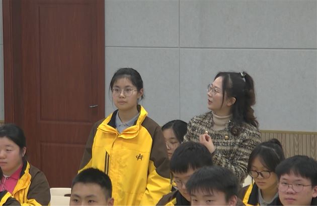 棠外高中历史王晓林老师在市级菜单培训活动中献课 