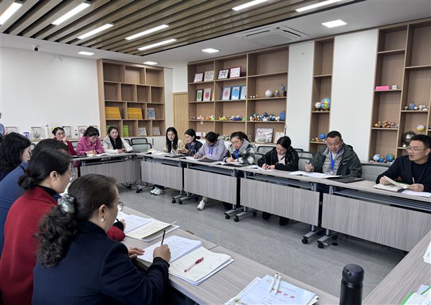 能力提升 ，聚焦“四个维度” ——若尔盖县教育人才“梯进式”培养培训在棠外开展 