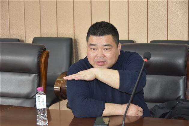 沟通从“心”开始 携手共育未来——棠外初中召开家校沟通会