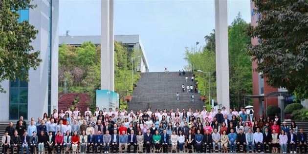 双城“政企校联动” 推动英语人才培养 