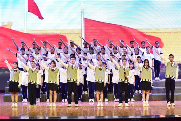 诵经典之声 扬家国情怀——棠外初2023级举办朗诵比赛