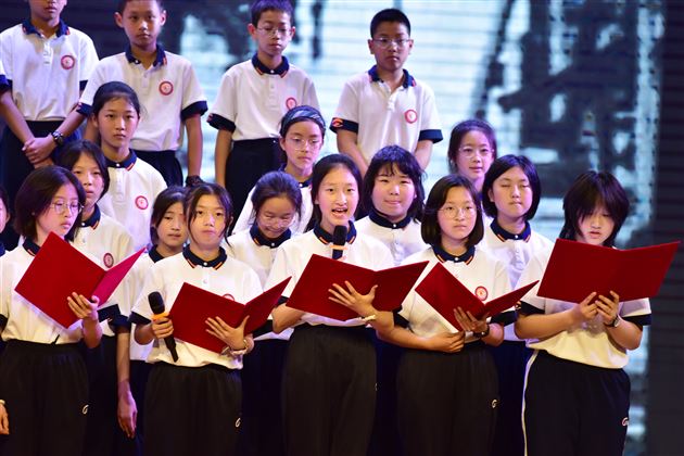 诵经典之声 扬家国情怀——棠外初2023级举办朗诵比赛 