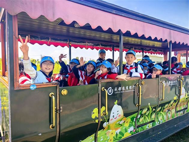 走进美丽田园，传承农耕文化——记棠外附小四年级研学活动