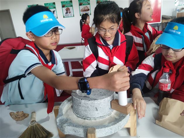 走进美丽田园，传承农耕文化——记棠外附小四年级研学活动 