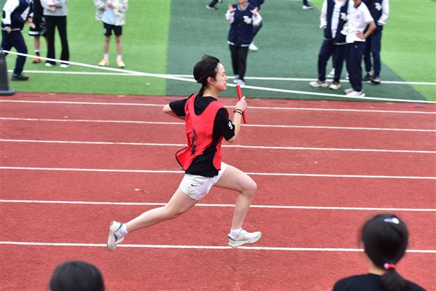 棠外高中第二十届田径运动会如期举行