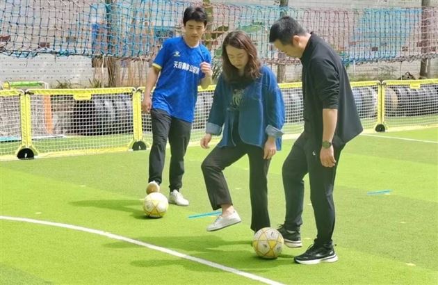 我园周先勇园长受邀赴东部新区开展幼儿体育专题讲座