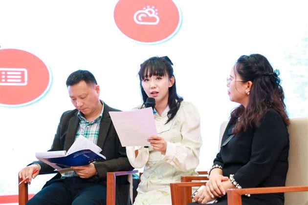 棠外附小冯文老师在成都市跨学科学习任务群专题教研活动中献课