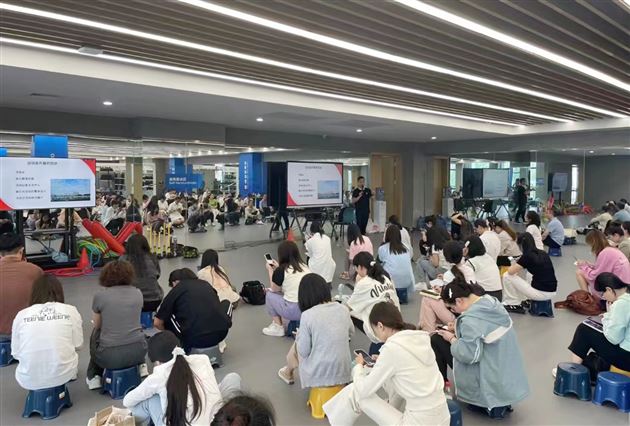 棠湖仁智幼儿园周先勇副园长受邀为 “幼儿教师体育素养提升研修班”作专项培训