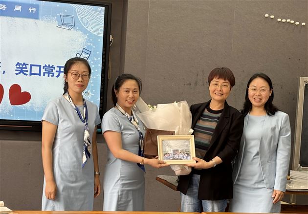 弦歌不辍  不负芳华——记棠外附小杨梅班主任工作室学员结业典礼