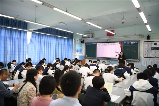 相聚棠外，共研新“语”——棠外携手德阳五中开展高中语文教研活动 