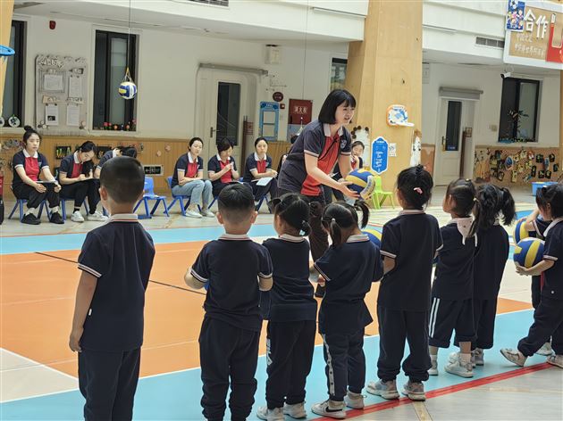 视导指方向，深研促发展——棠湖仁智幼儿园教研视导活动