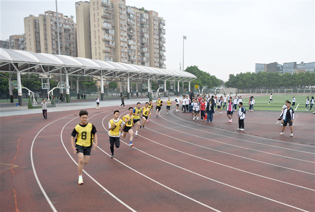 团结、奋进、我健康、我快乐——记棠外初中第二十届田径运动会 