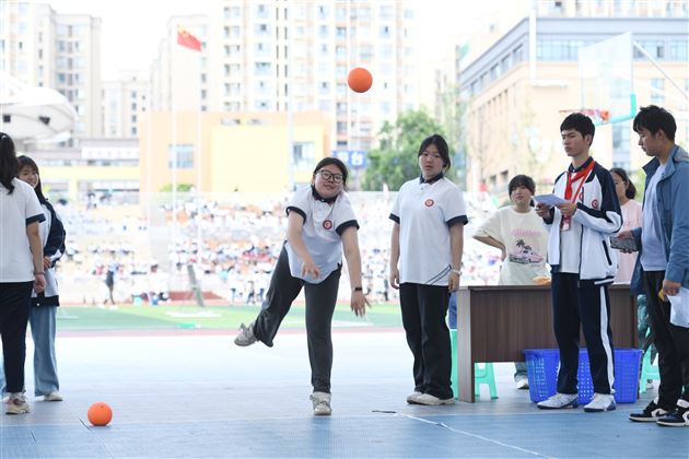 团结、奋进、我健康、我快乐——记棠外初中第二十届田径运动会 