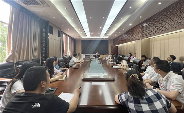 严把意识形态关 筑牢质量防火墙——成都棠湖外国语学校宣传材料“三审三校”制度专题工作会议召开