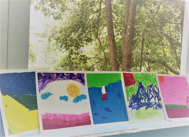 棠外高中开展绘画表达心理辅导活动