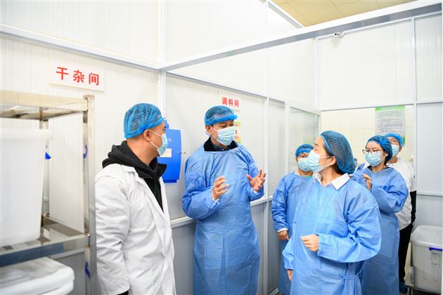 守护饮食安全 共筑健康校园——棠外召开食堂管理工作专题会议