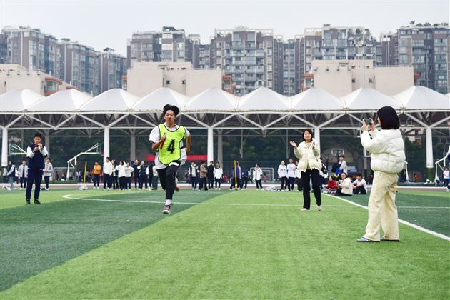未见料峭寒冬影 却看青春放光华——记棠外高中第十一届冬季集体项目运动会 