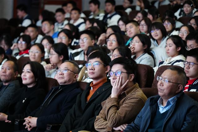 扬帆远航勇攀登  奋发有为向上行——记棠外高2024级高一上学期期中表彰大会